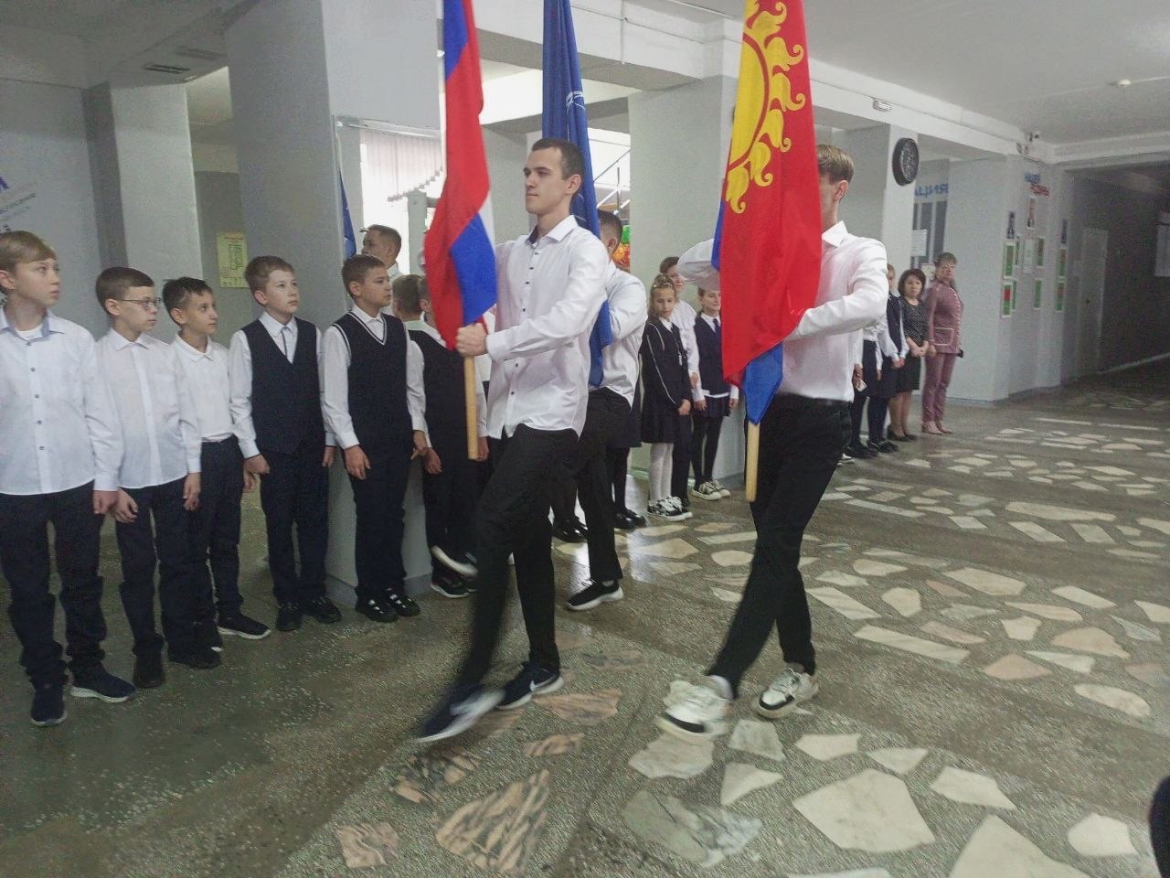 Линейка.
